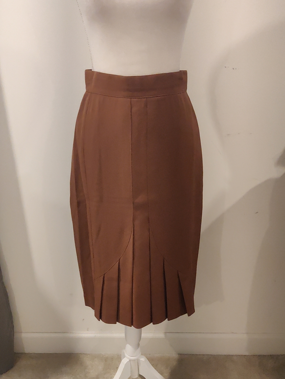 Vintage Louis Feraud Chocolate Brown Pleated Midi Lightweight Wool Skirt Y2K Cor